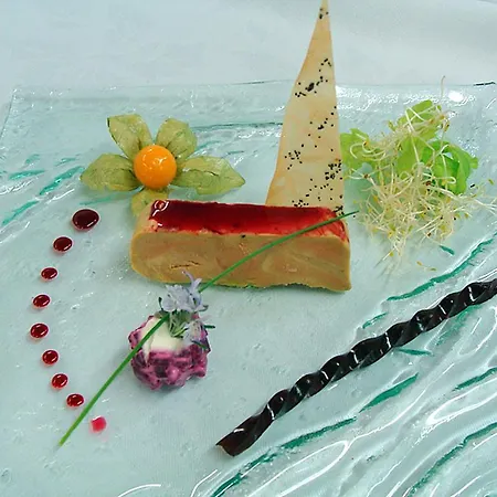 La Sapiniere Hotell 3*