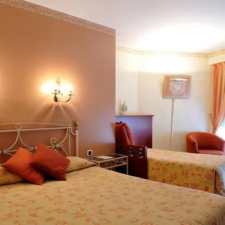 Hotel La Sapiniere Brioude